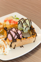 Honey toast and ice cream