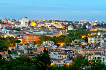 Fototapeta na wymiar Rome city at evening