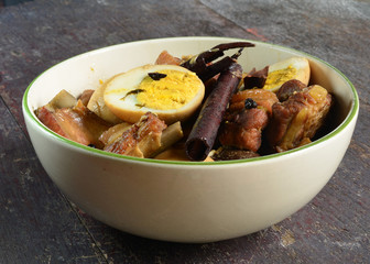 Boiled eggs stewed with pork