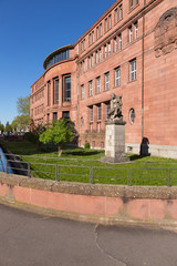 Albert-Ludwigs-Universität Freiburg