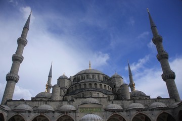 Fototapeta na wymiar la grande mosquée bleue à Istambul