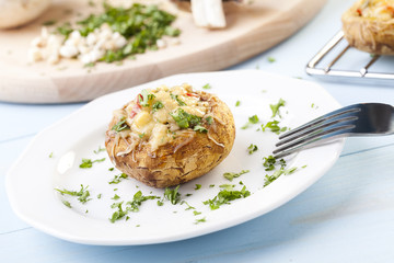 Baked stuffed mushrooms