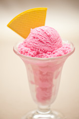 Raspberry ice cream