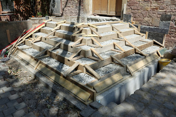 Eine Treppe wird gebaut