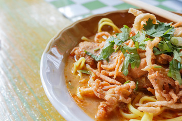 Northern Thai Noodle Curry Soup - Khao Soi