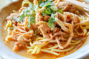 Northern Thai Noodle Curry Soup - Khao Soi