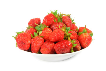 Клубника на тарелке