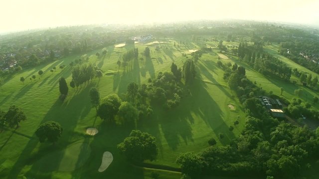 golf course 
