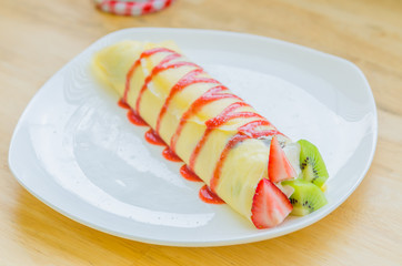 Fruit crepe cake
