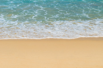 Fototapeta na wymiar sea beach with blue sky background