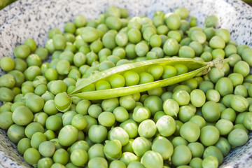 Prepared peas on plate closeup