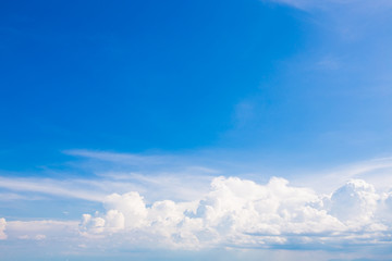 Fototapeta premium clouds in the blue sky