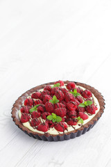 tart with raspberries