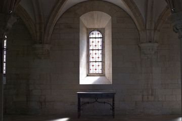 ventana de monasterio del cister