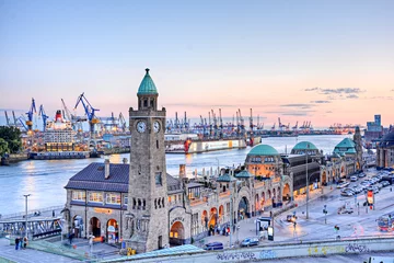 Hamburg Landungsbrücken © Marco2811