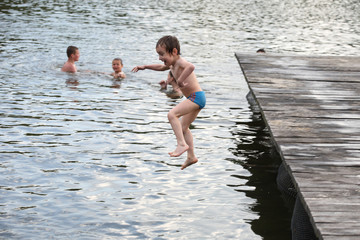 Fototapeta premium holiday fun in the water 