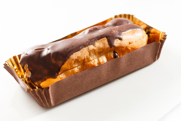 Cake eclair