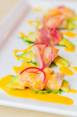 Sashimi avocado japanese food