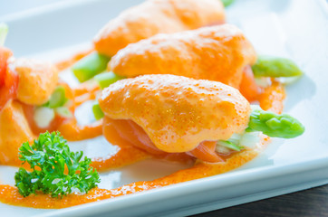 Salmon roll