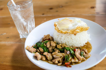 pad kaprao chicken