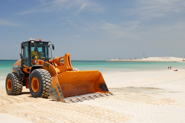 Bulldozer sur le chantier de la Dubaï City Tower