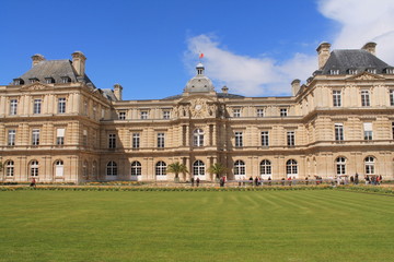 Fototapeta na wymiar Palais du Luxembourg, Paryż