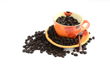 Fototapeta na wymiar Cup of hot drink with coffee bean