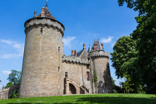 Vue d'un ch&acirc;teau Breton