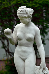 Fototapeta na wymiar Statue Of Eve