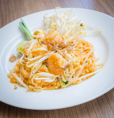 Pad thai