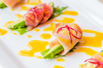 Sashimi avocado japanese food