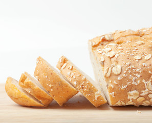 Bread from rye and wheat flour of a rough grinding