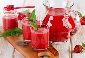 Strawberry smoothie