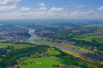 Obraz premium Die Elbe bei Meissen, Sachsen, Deutschland