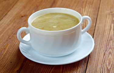 Creamy cabbage and sorrel soup