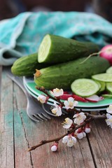 Огурцы, редис, весна