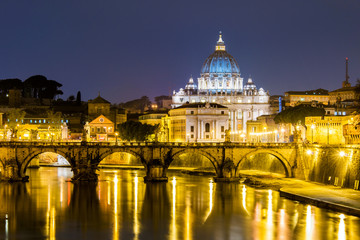 Fototapeta premium Saint Peter cathedral over Tiber river in Rome Italy