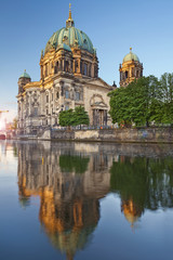Fototapeta na wymiar Berlin Cathedral.