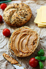 Breakfast sandwich