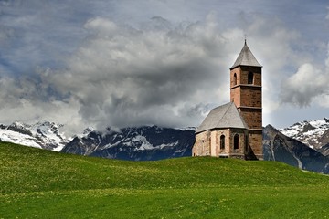 Fototapeta na wymiar St. Kathrein in Hafling | Südtirol