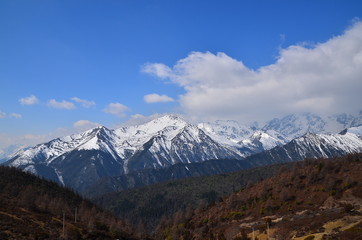 Fototapeta na wymiar Himalayas Mountain Range in Yunnan, China