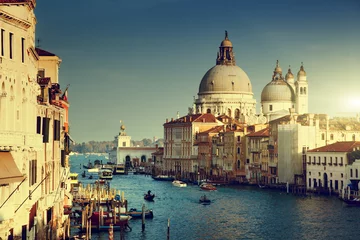 Gordijnen Canal Grande en de basiliek Santa Maria della Salute, Venetië, Italië © Iakov Kalinin