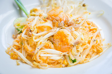 Pad thai