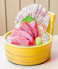 Tuna sashimi