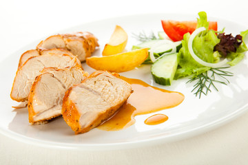 Roast chicken breast and vegetables