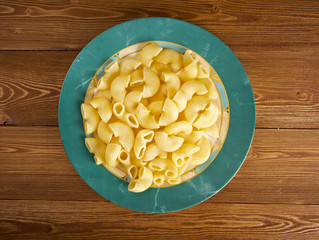 italian pasta pipe rigate