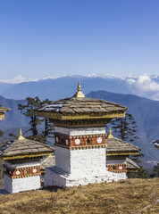 chorten at the pass
