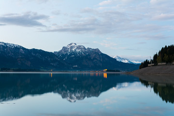 Mondschein am Forggensee im Ostallgäu