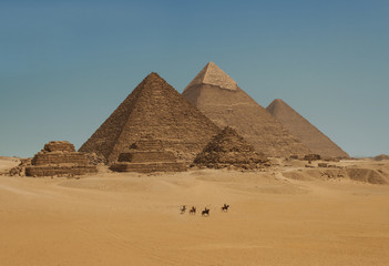 Fototapeta na wymiar Pyramids of Giza in Cairo, Egypt