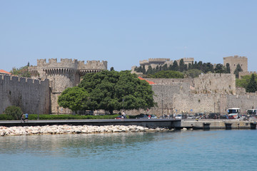 Obraz premium Blick auf die Altstadt von Rhodos, Griechenland